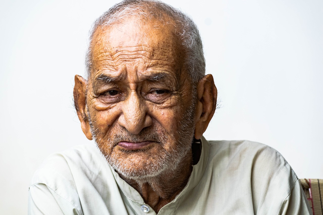 Portrait, old man, elderly — Atomic Wallet: Managing Your Crypto Assets with Ease