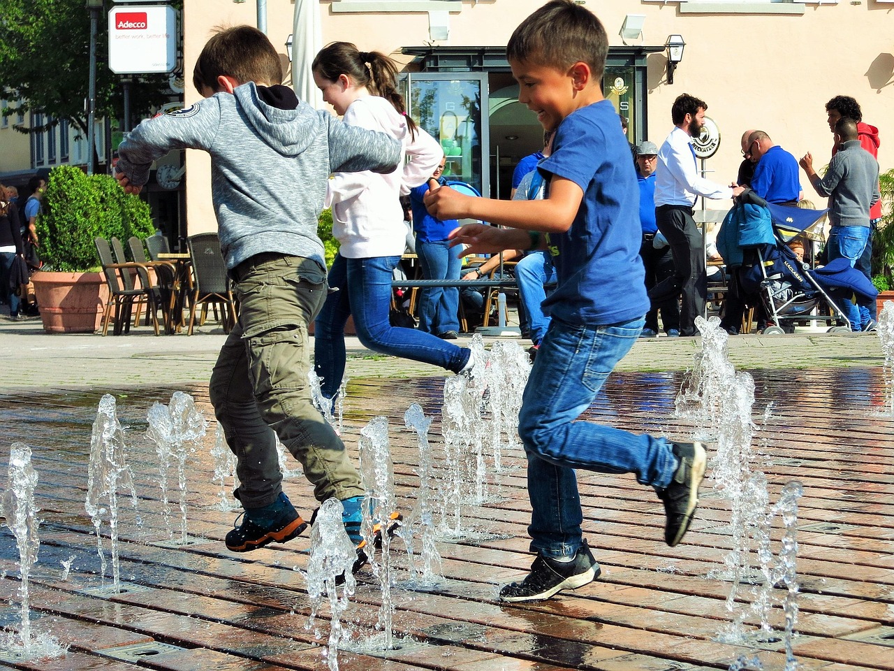 Children, water feature, friedrichshafen — Atomic Wallet: Your Gateway to Effortless Crypto Management