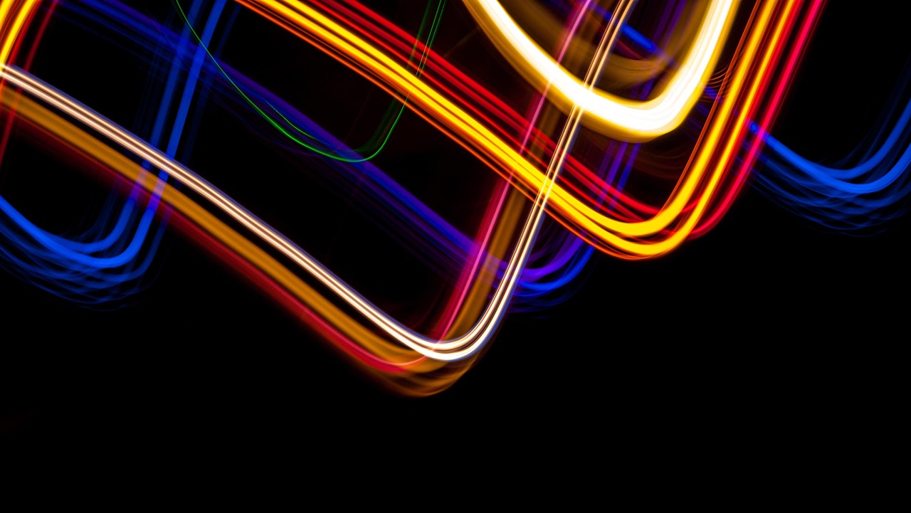 Light painting, blue, red — Capire Tower Rush: analisi approfondita appassionati di turbo game