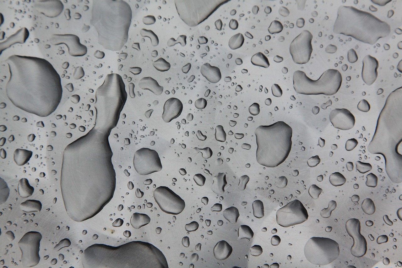 Waterdrop, table, metal — Mastering Raydium: Your Ultimate Guide to Decentralized Trading