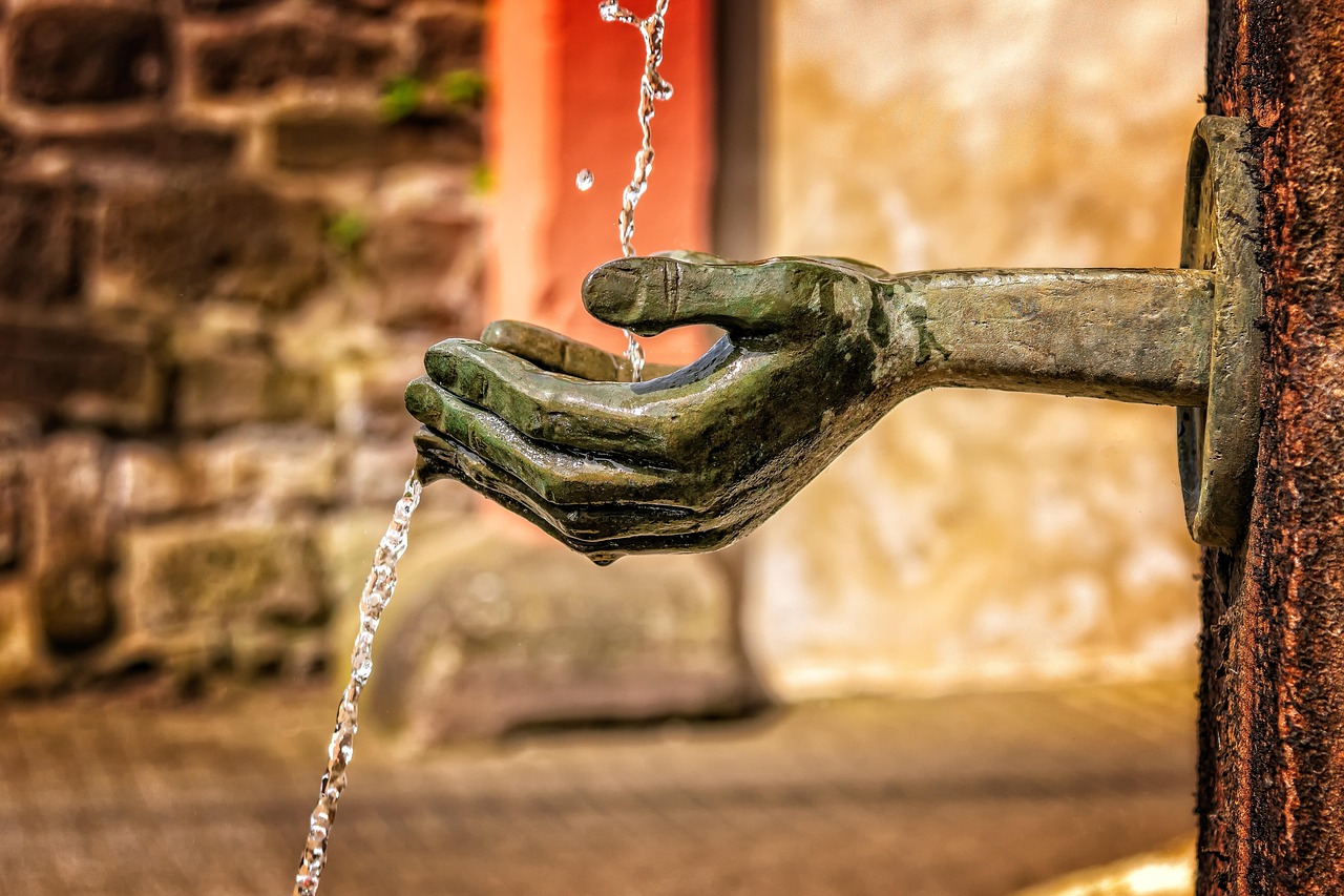 Fountain, water, flow — Unleashing the Power of Jupiter Swap for Crypto Traders